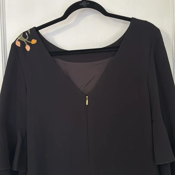 Trina Turk Black Floral Embroidered Dress, SIZE 8 NWOT - Picture 5 of 10